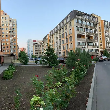 New Akademgorodok Arkadia Park Of Victory Gagarin Odesa